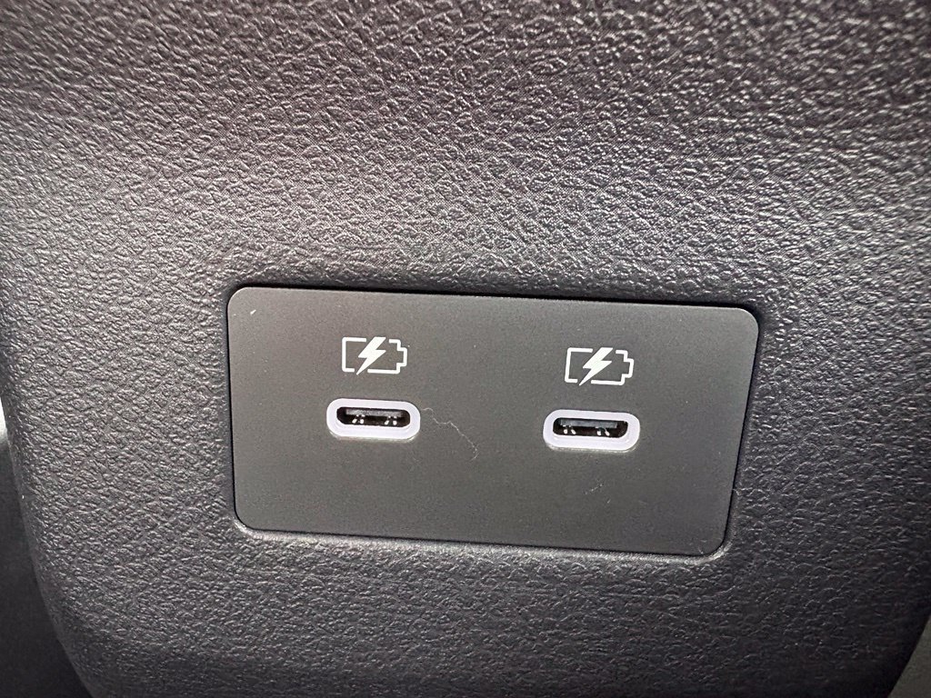 New 2027 Nissan Kicks SR FWD image 18