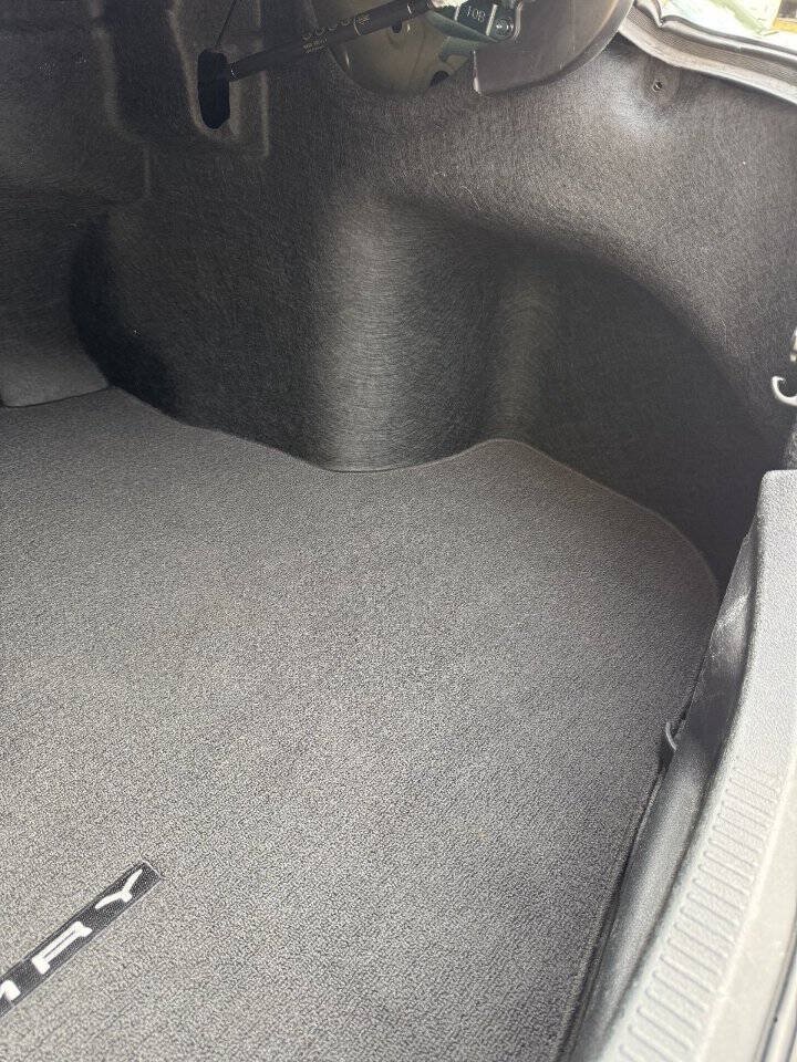 Used 2018 Toyota Camry LE FWD image 28