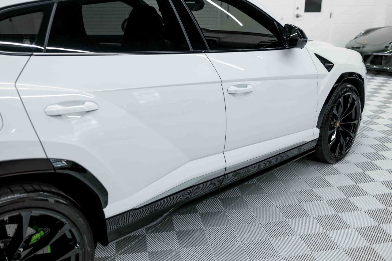 Used 2020 Lamborghini Urus Base image 19