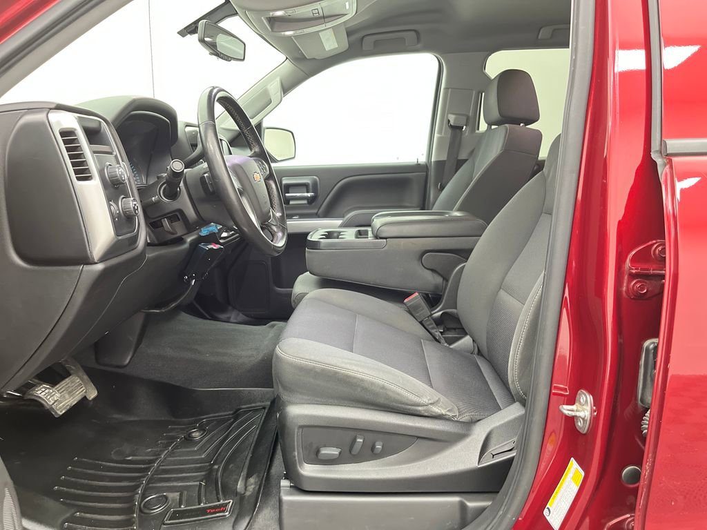 Used 2018 Chevrolet Silverado 1500 LT w/ All Star Edition image 20