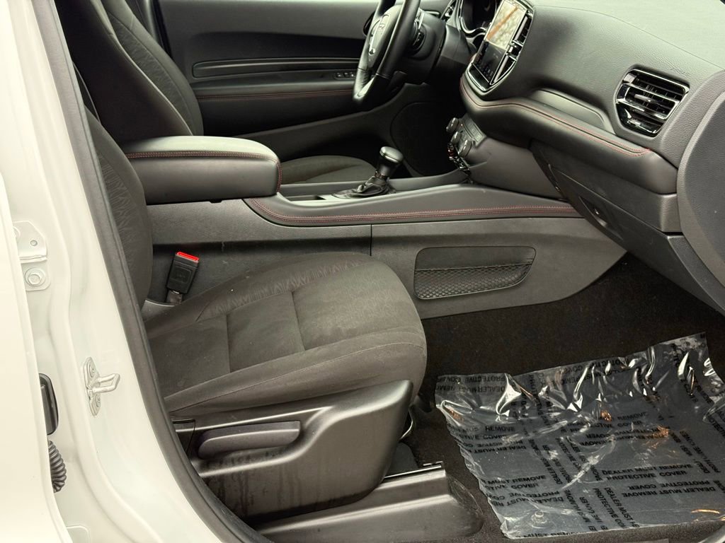 Used 2025 Dodge Durango GT image 30