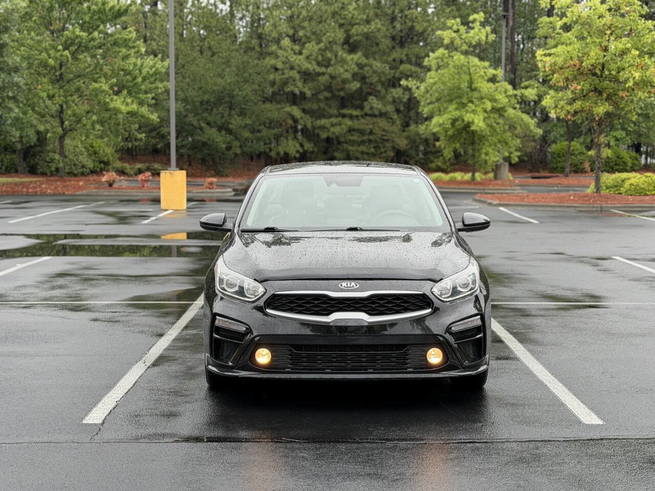 Used 2019 Kia Forte LXS FWD image 2