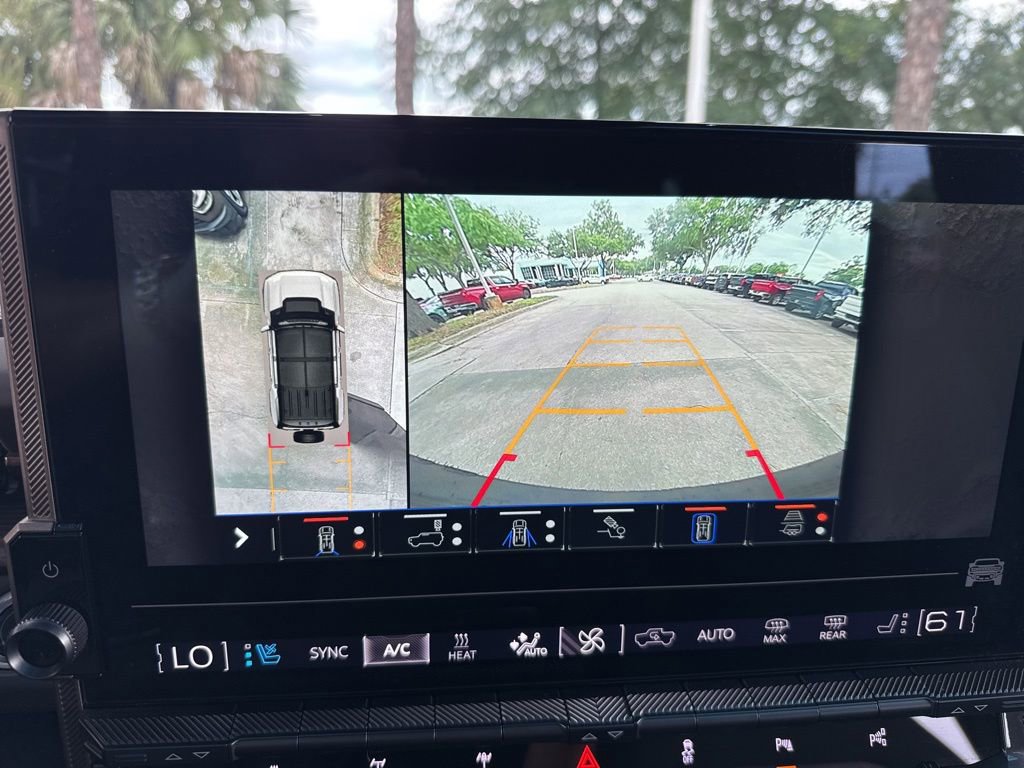 Used 2024 GMC Hummer EV 3X w/ Extreme Off-Road Package AWD/4WD image 32