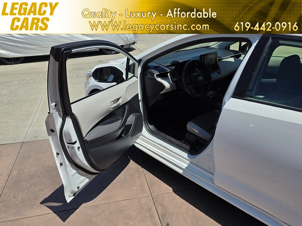 Used 2023 Toyota Corolla LE image 46