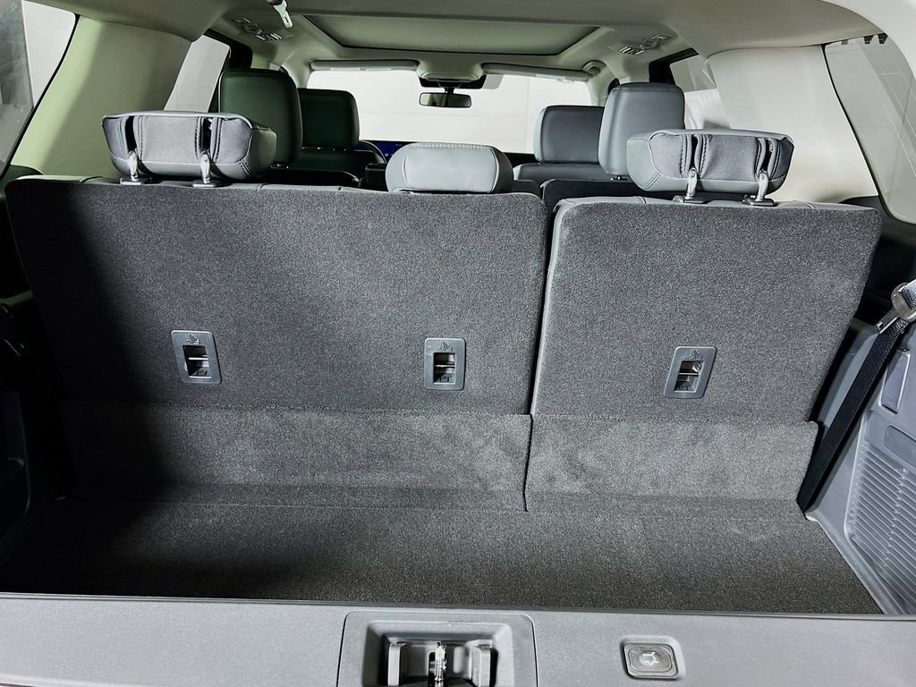 New 2026 Ford Expedition Active image 15