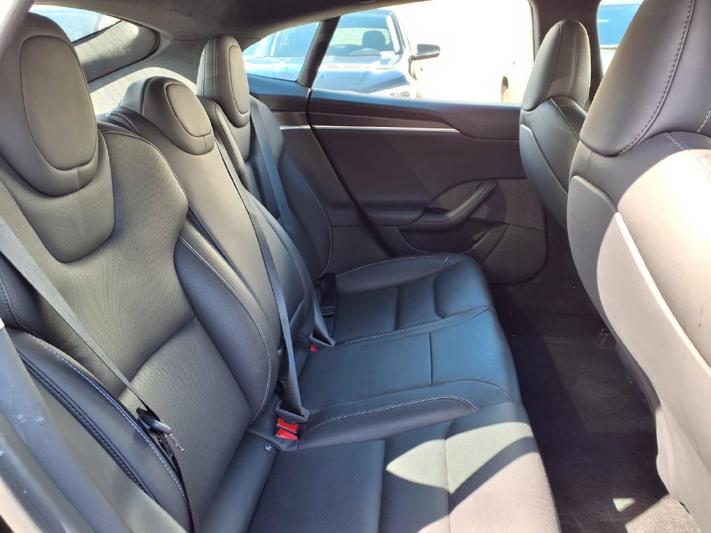 Used 2022 Tesla Model S Plaid AWD/4WD image 18