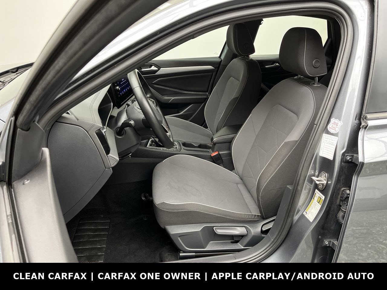 Used 2025 Volkswagen Jetta Sport FWD image 8