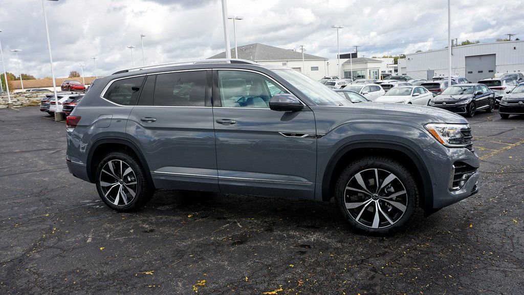 New 2026 Volkswagen Atlas SEL Premium R-Line image 4