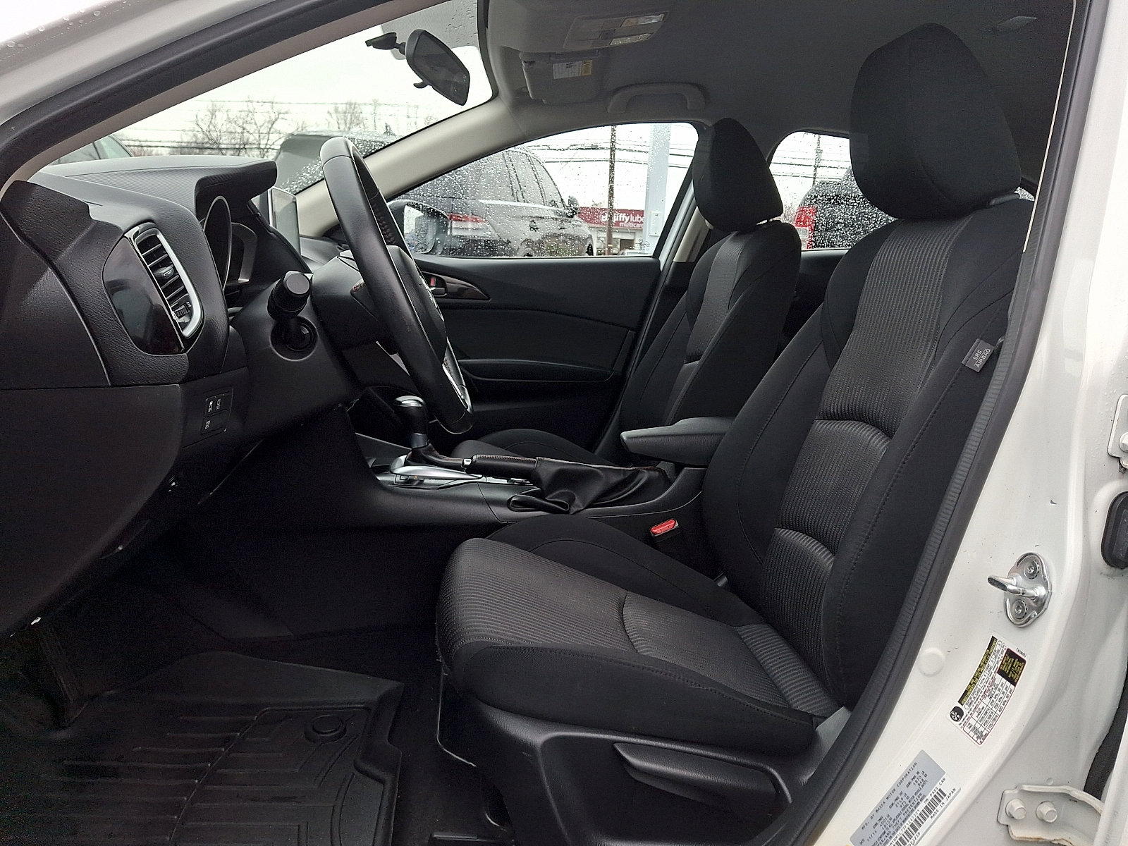 Used 2015 MAZDA MAZDA3 i Touring image 15