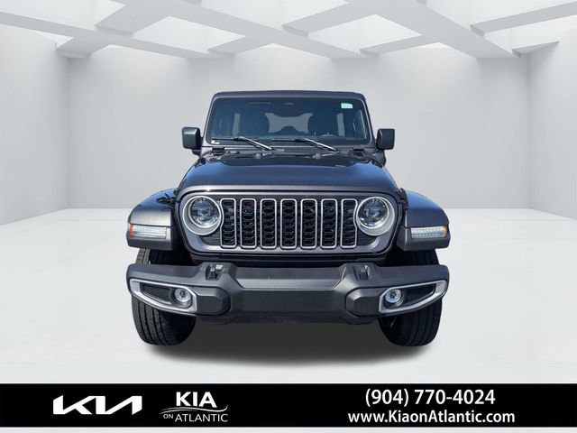 Used 2025 Jeep Wrangler Unlimited Sahara w/ Safety Group image 8
