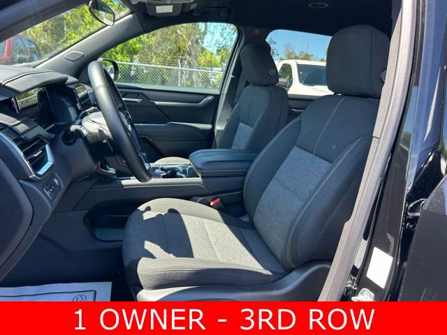 Used 2025 GMC Acadia Elevation image 14