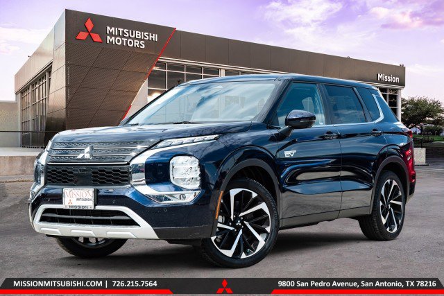 New 2025 Mitsubishi Outlander SE