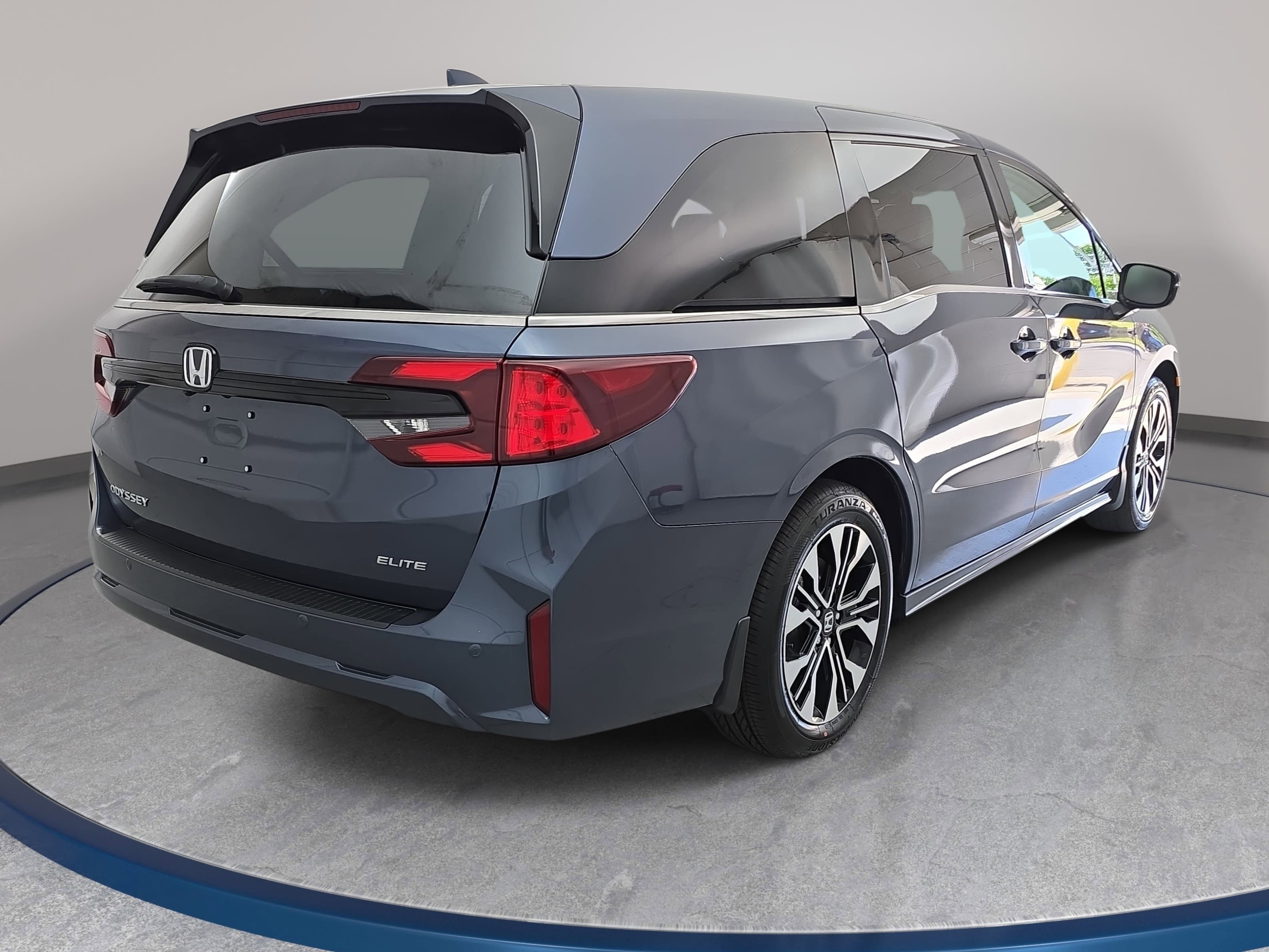 New 2026 Honda Odyssey Elite image 5