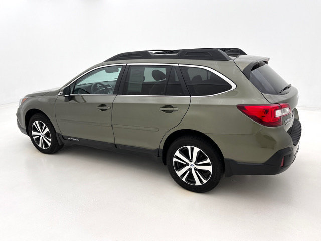 Used 2018 Subaru Outback 2.5i Limited AWD/4WD image 10