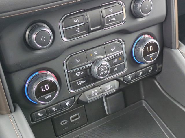 Used 2024 Chevrolet Suburban High Country w/ Advanced Technology Package AWD/4WD image 19