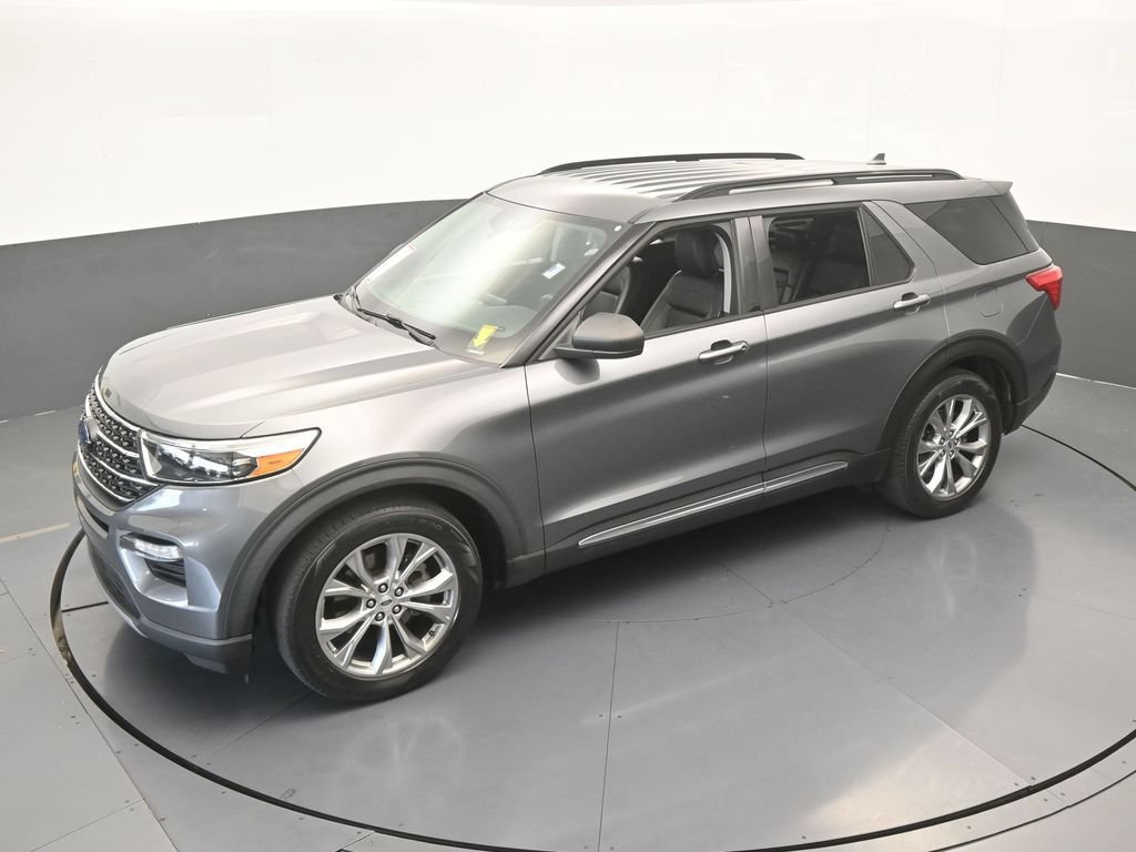 Used 2021 Ford Explorer XLT w/ Equipment Group 202A RWD image 46