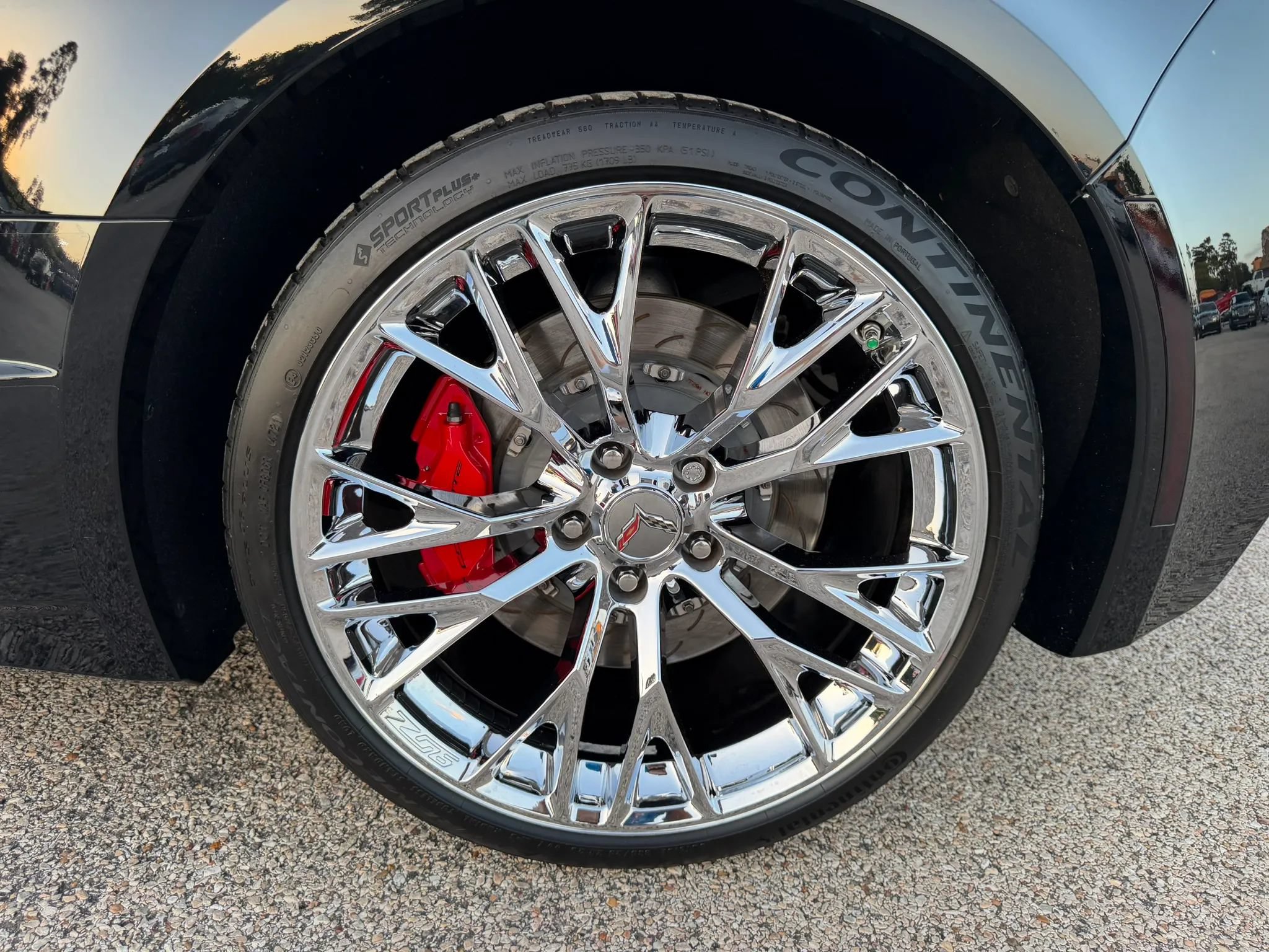 Used 2018 Chevrolet Corvette Z06 RWD image 16