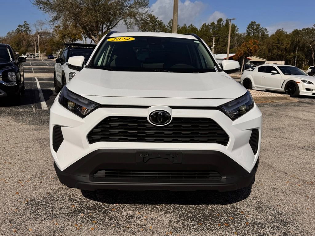 Used 2024 Toyota RAV4 XLE image 2
