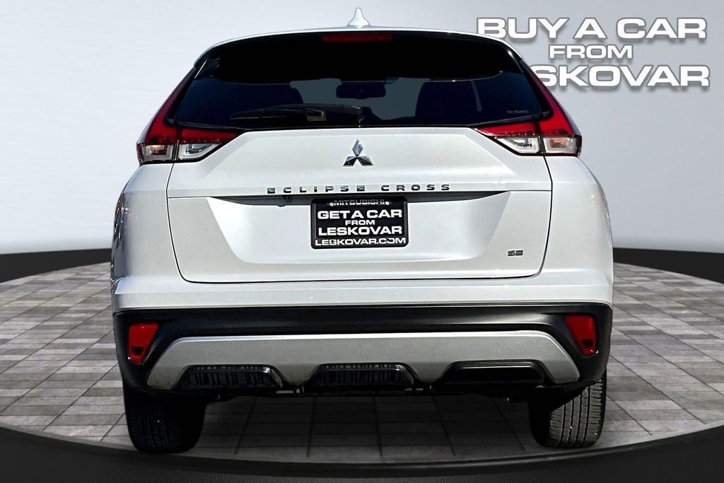 Used 2022 Mitsubishi Eclipse Cross SE image 4