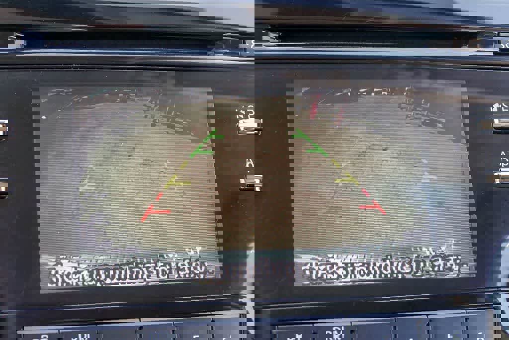 Used 2015 Nissan Rogue SV w/ SV Family Package FWD image 23