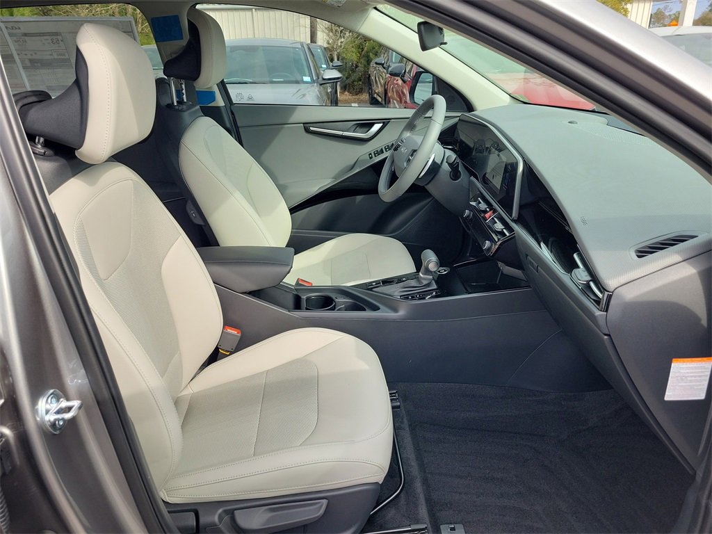 New 2026 Kia Niro EX image 7