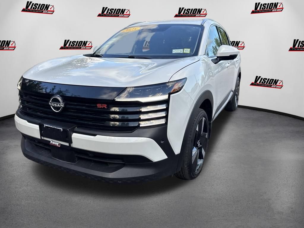 Certified 2025 Nissan Kicks SR