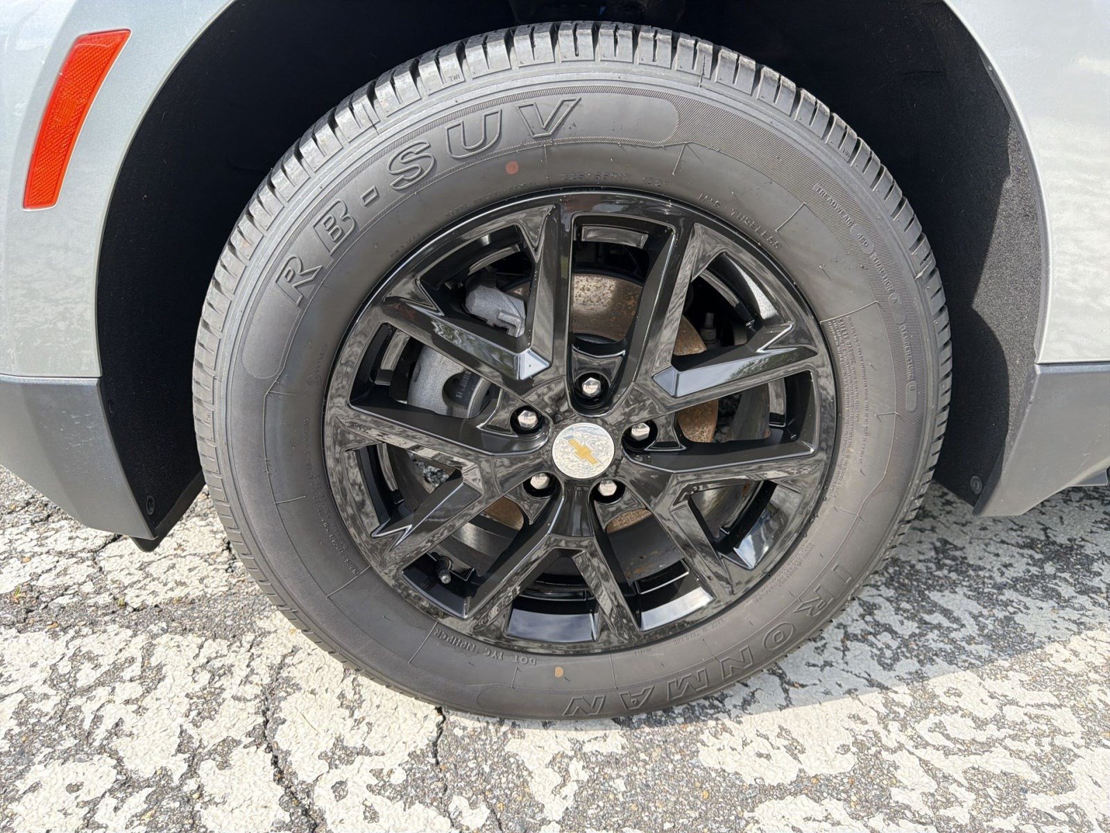 Used 2024 Chevrolet Equinox LT AWD/4WD image 12