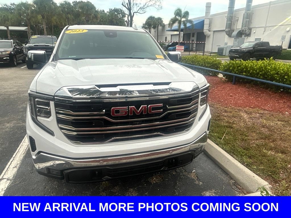 Used 2023 GMC Sierra 1500 SLT w/ SLT Premium Plus Package AWD/4WD image 2