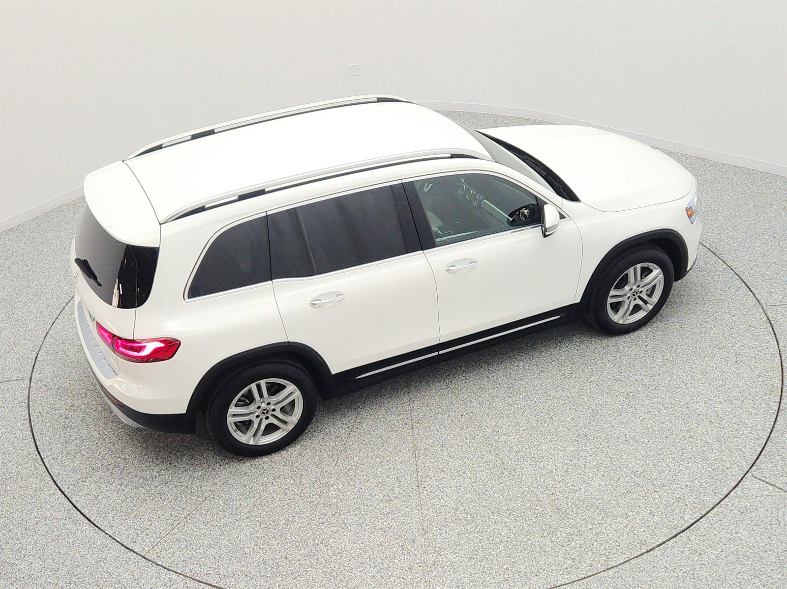Used 2023 Mercedes-Benz GLB 250 image 26