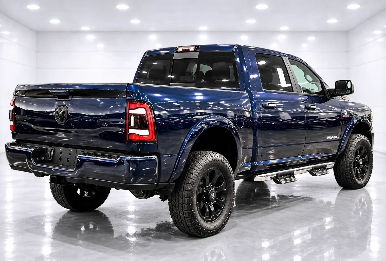 Used 2022 RAM 2500 Laramie AWD/4WD image 5