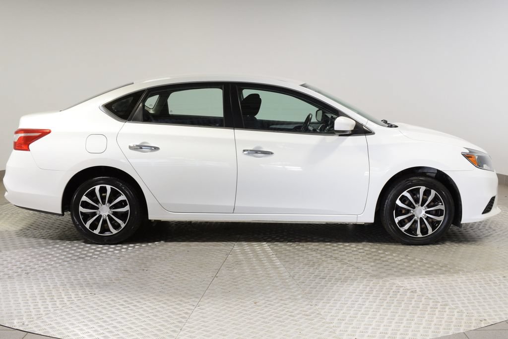 Used 2018 Nissan Sentra S FWD image 8