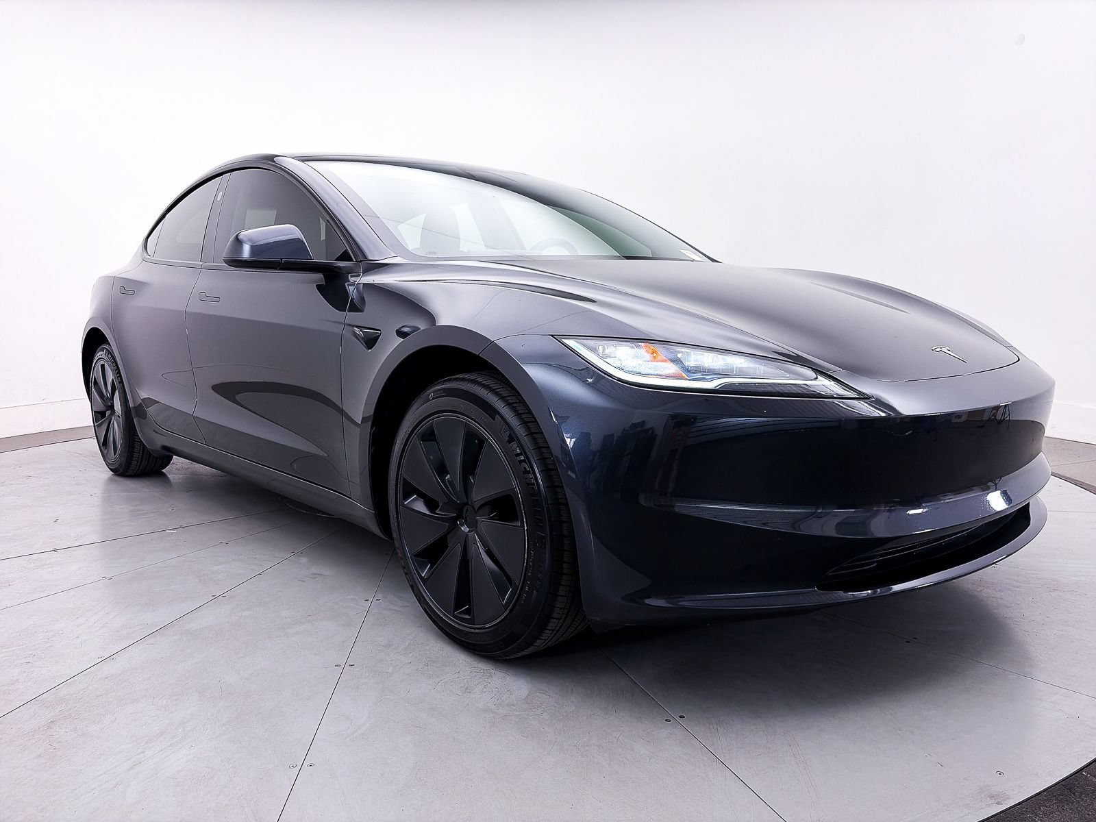 Used 2025 Tesla Model 3 Long Range RWD image 10