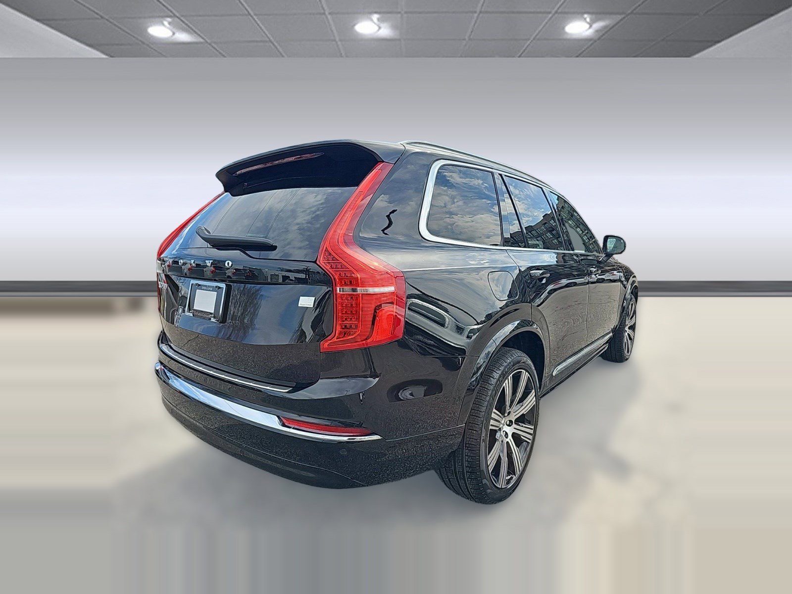 New 2024 Volvo XC90 T8 Plus w/ Protection Package Premier image 8