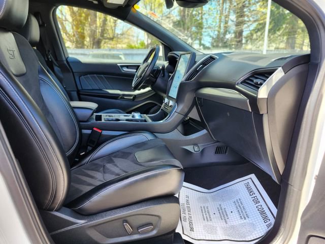 Used 2022 Ford Edge ST w/ Equipment Group 401A AWD/4WD image 11
