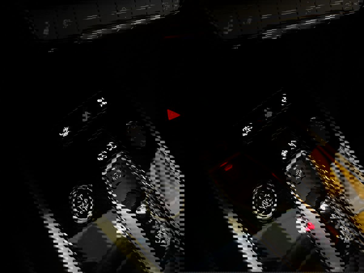 Used 2024 Audi Q4 e-tron Premium Plus w/ Premium Plus image 35