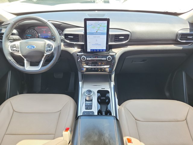 Certified 2023 Ford Explorer Limited w/ Limited Technology Package RWD image 15
