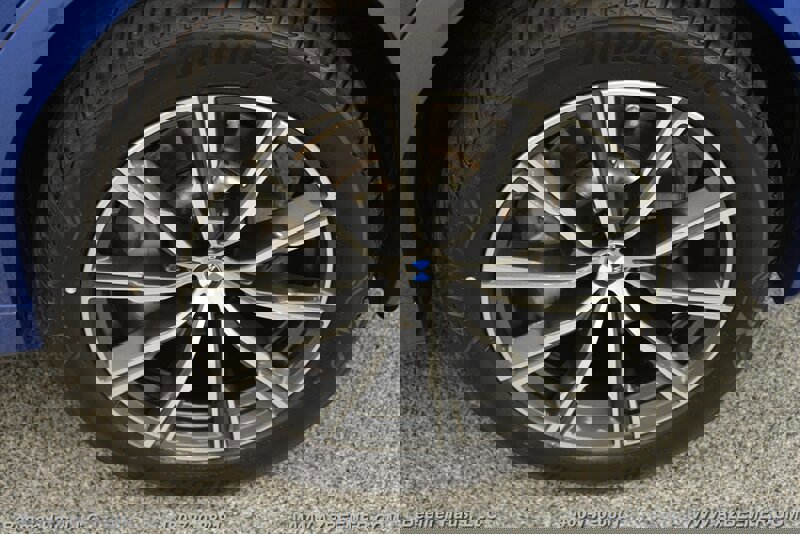 Used 2020 BMW X6 sDrive40i w/ Executive Package image 49