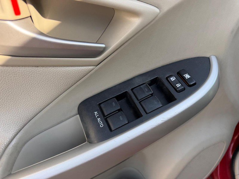 Used 2013 Toyota Prius Three FWD image 17