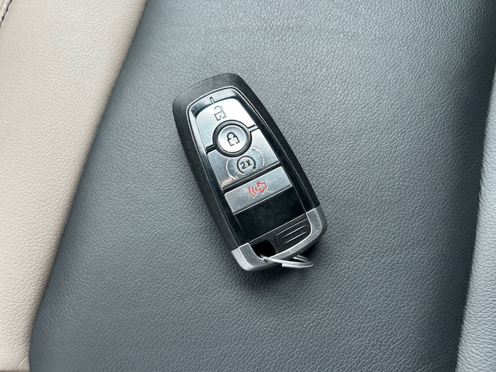 Used 2023 Ford Bronco Wildtrak image 33