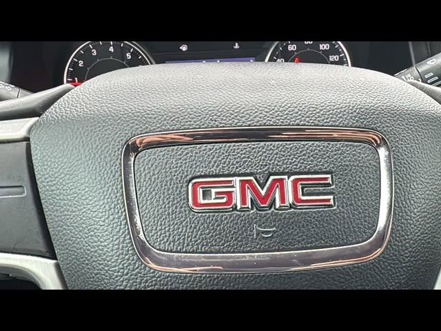 Used 2020 GMC Acadia SLT w/ Trailering Package AWD/4WD image 19