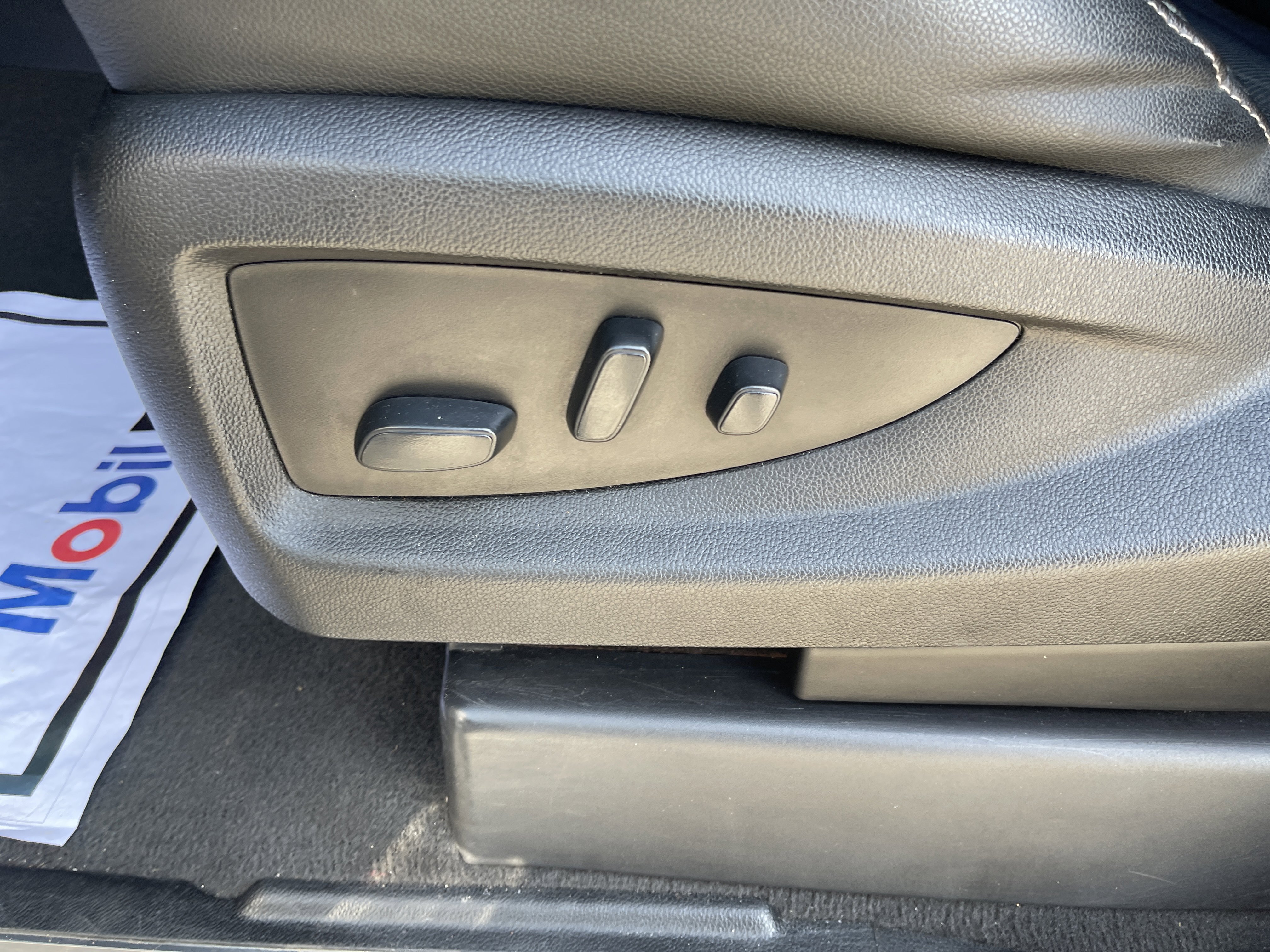 Used 2020 Chevrolet Tahoe Premier image 35