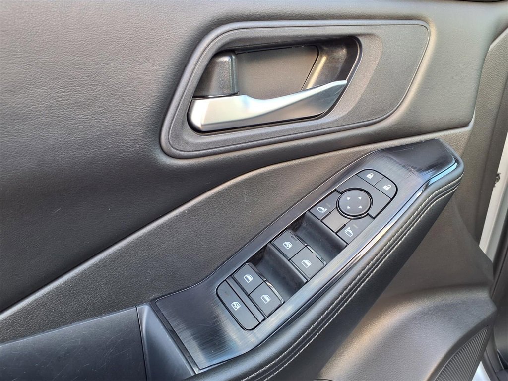 Used 2024 Nissan Rogue SV image 16