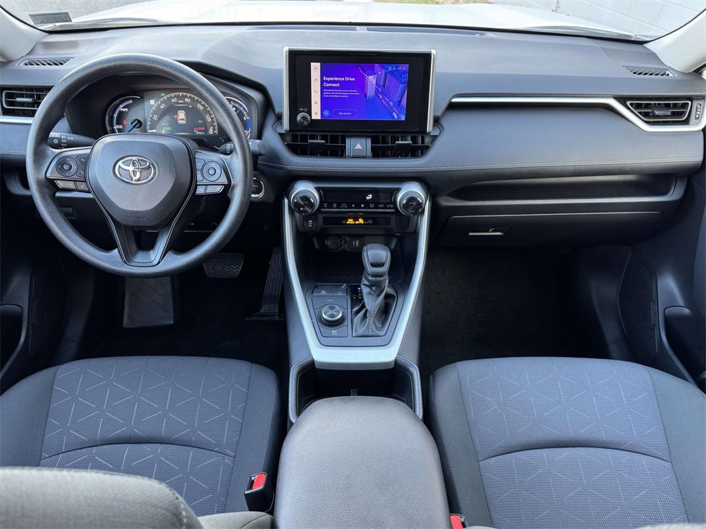 Used 2025 Toyota RAV4 XLE image 2