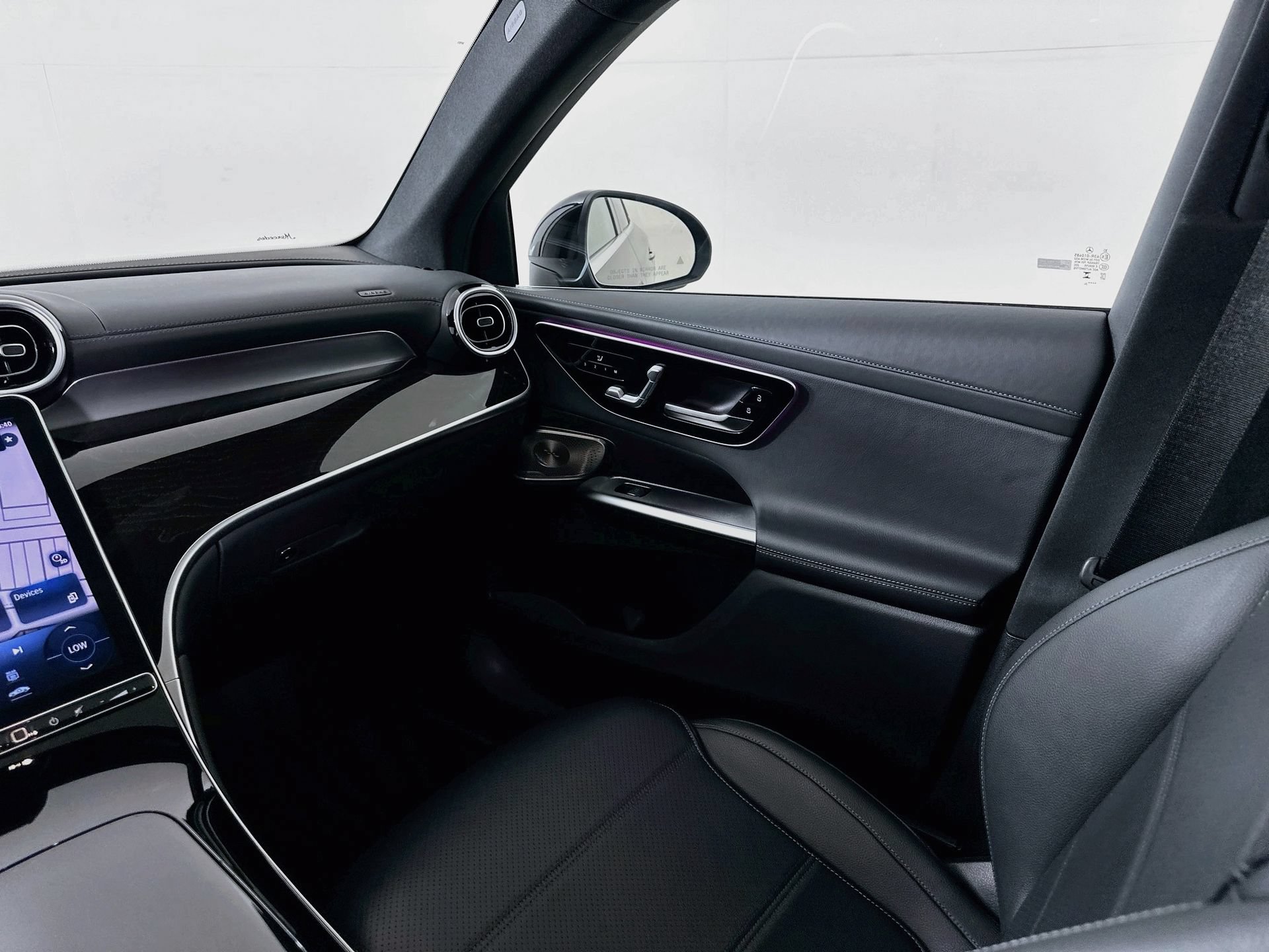 Certified 2024 Mercedes-Benz GLC 300 4MATIC image 26
