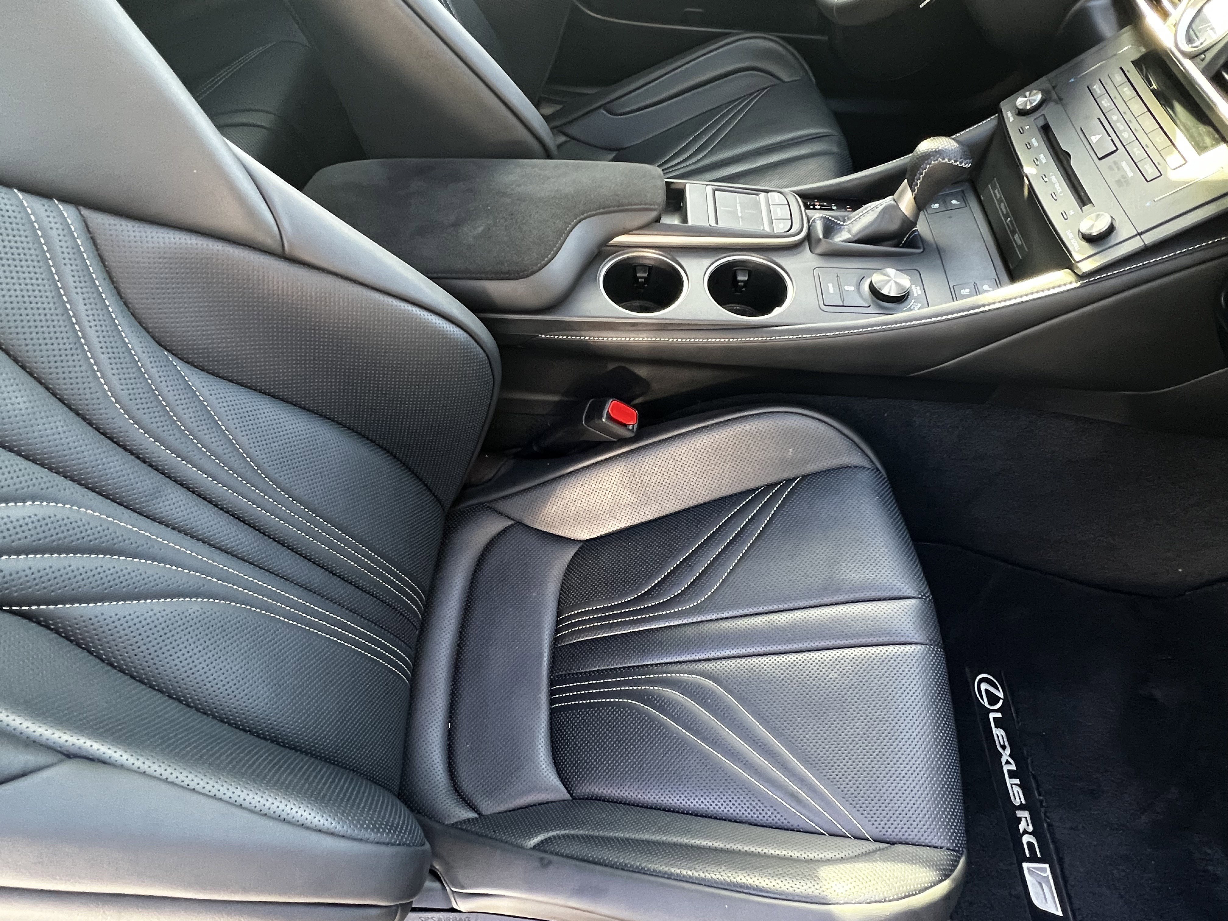 Used 2015 Lexus RC F w/ Premium Package image 37