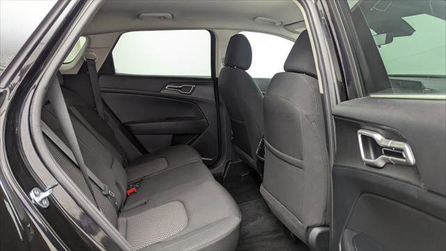Used 2024 Kia Sportage LX image 21