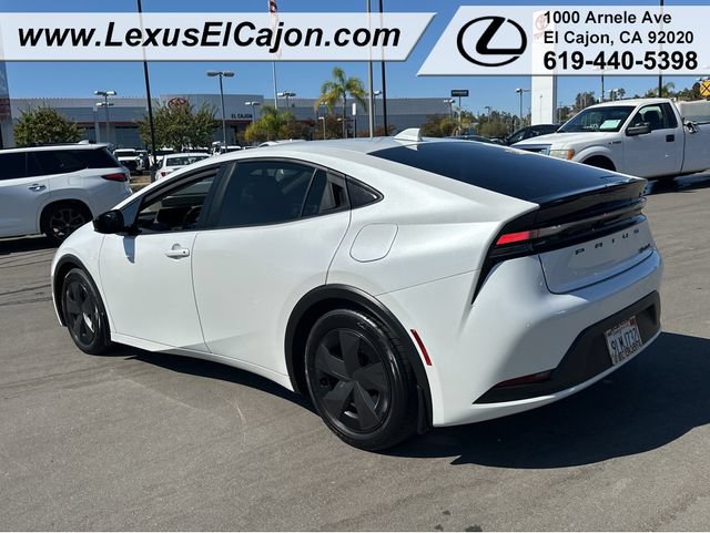 Used 2024 Toyota Prius Prime FWD image 4