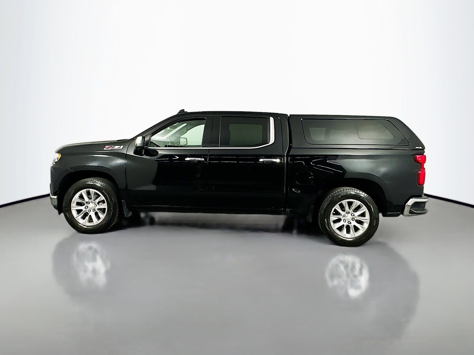 Used 2019 Chevrolet Silverado 1500 LTZ image 5