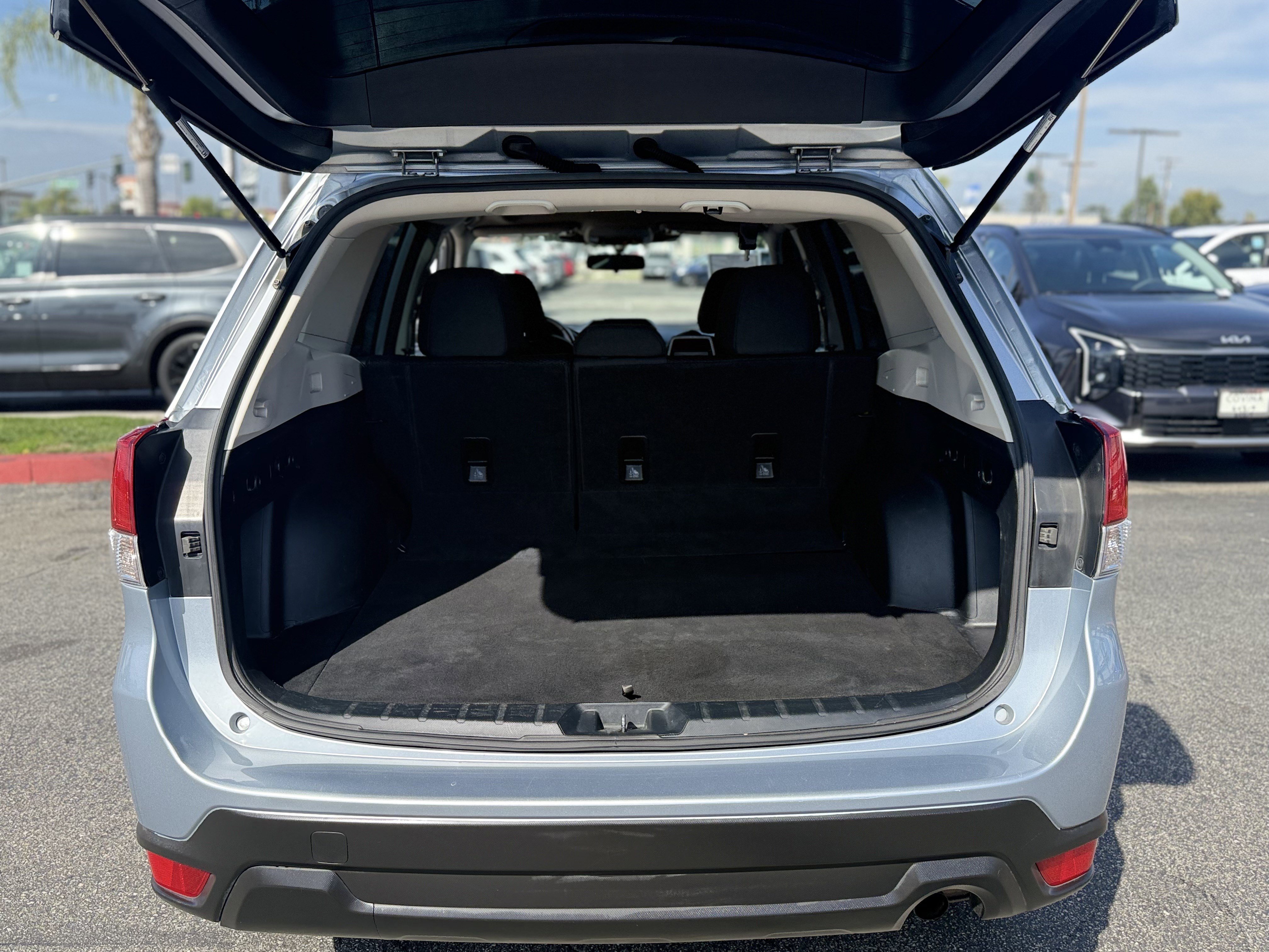 Used 2022 Subaru Forester Premium image 10