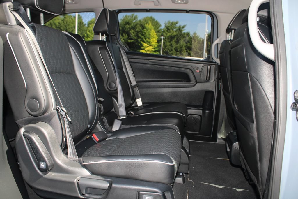 Used 2023 Honda Odyssey Elite image 14